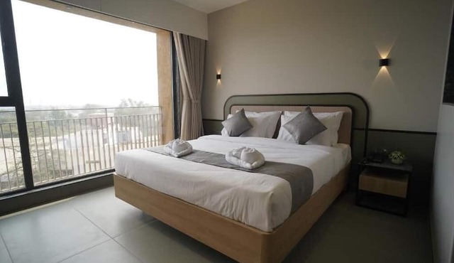 HOTEL SANKET ELITE