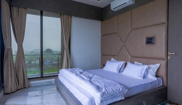 6bhk Pearl Drops Villa Igatpuri Heated Pool