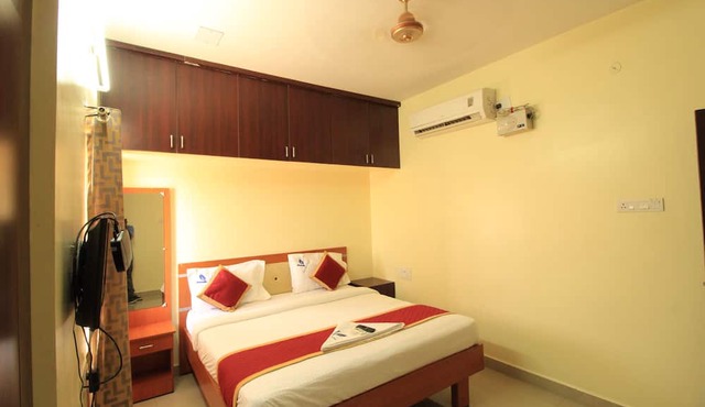 Viswa Service Apartments