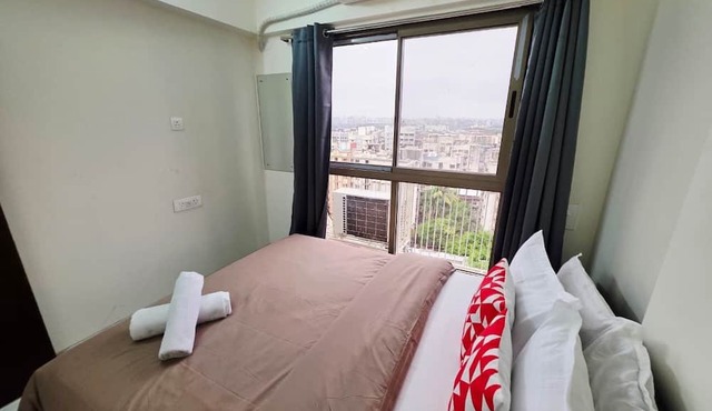 1Bhk Service Apartment In BKC Crown - 1208 By Florastays