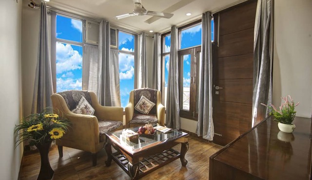 SONESTA LUXURY APARTMENT in New Delhi