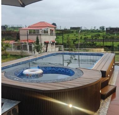 Whispering Hills Villa - Private pool with a Jacuzzi