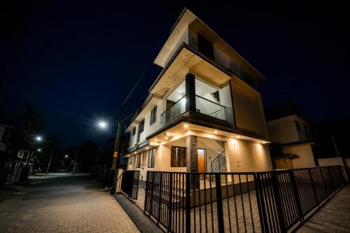 Living club serenity