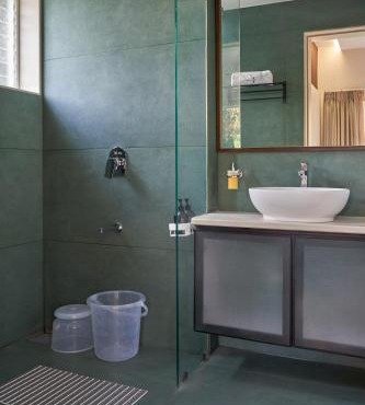 Privy Stays- Emmy's Cove Villa, Alibag