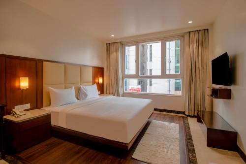Saltstayz Premier- Bengaluru Hebbal Airport Road