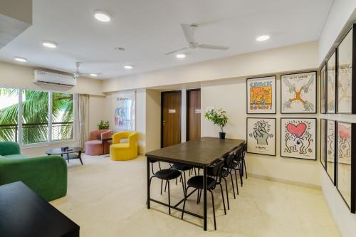 Zen A - Private Room in 3BHK