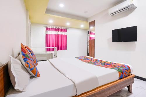 FabHotel Aarvi Inn