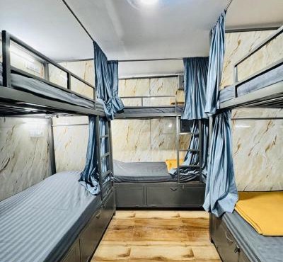 Blue Top Dormitory Andheri East Marol Metro
