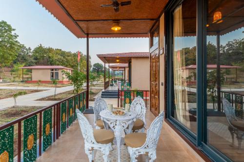 Growpure Luxury Farm Nature Resort The Kushalgarh Estate