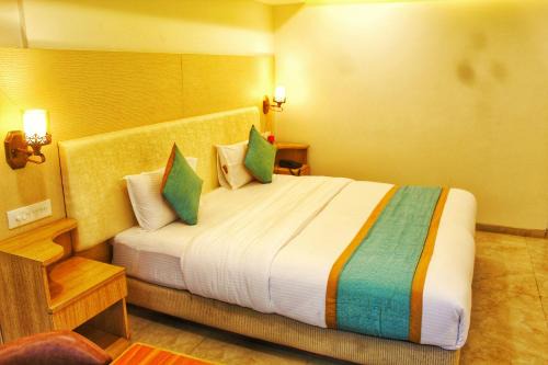 All seasons boutique rooms