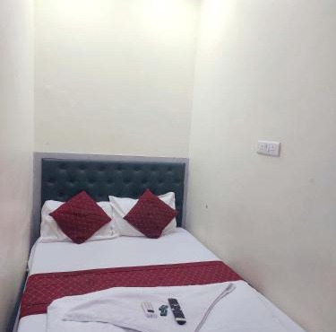 Hotel Mint Park AL Maqam - Near Mohammad Ali road Mumbai