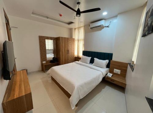 Hotel Lotus Suites
