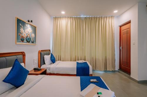 Urbn24 Business Class Hotel
