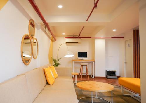 Bloom Hotel - Koregaon Park