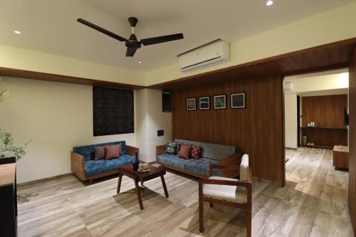 Hotel Chitra Executive in Solapur